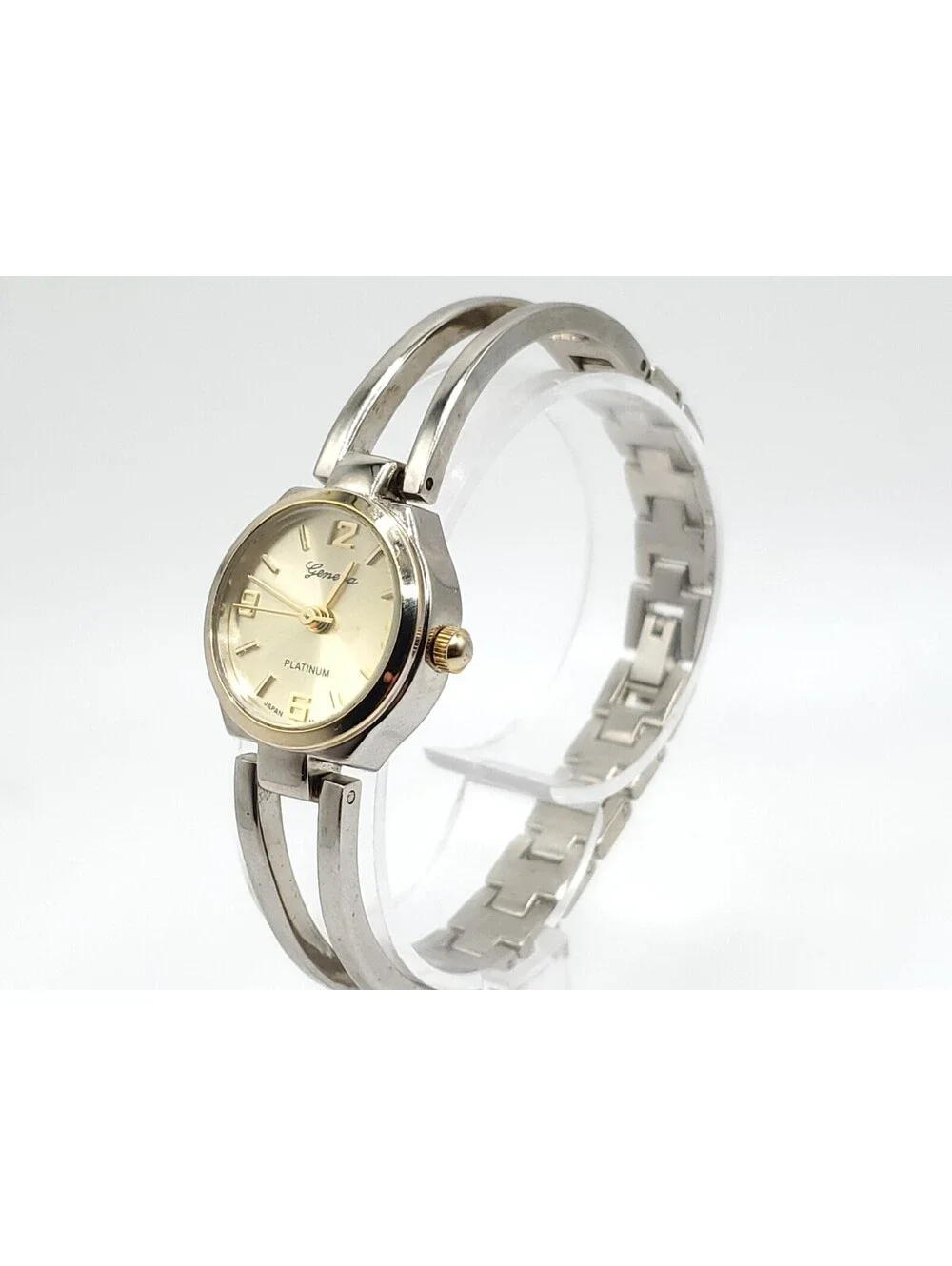 Geneva Platinum Quartz Womens Watch New Battery Two-Tone Gold Tone Dial 21mm